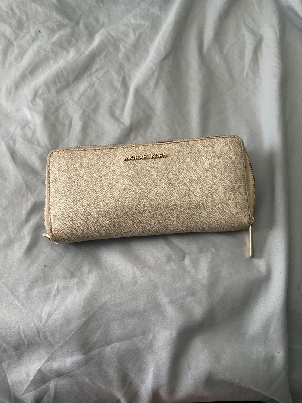 Michael Kors Champagne Gold Signature Zip Wallet